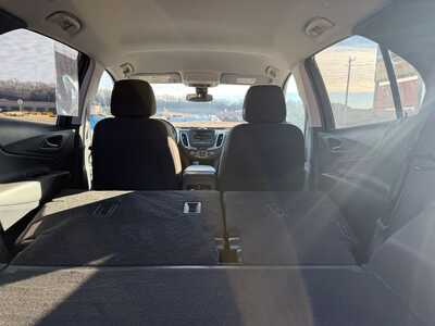 2023 Chevrolet Equinox, $18900. Photo 9