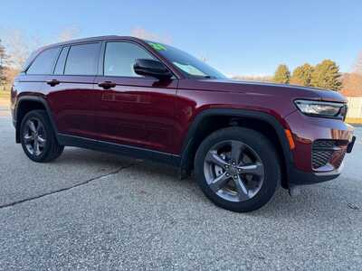 2024 Jeep Grand Cherokee, $30900. Photo 4
