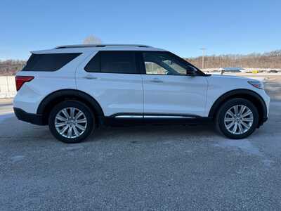 2022 Ford Explorer, $27900. Photo 5