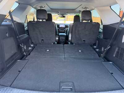 2022 Ford Explorer, $27900. Photo 9
