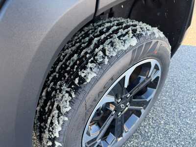 2026 Chevrolet Equinox, $35770. Photo 12