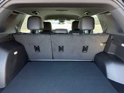 2026 Chevrolet Equinox, $35770. Photo 8