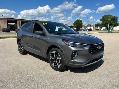 2023 Ford Escape, $28900. Photo 3