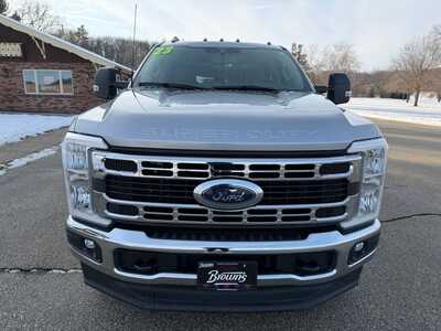 2023 Ford F350 Crew Cab, $48900. Photo 2