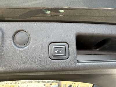 2019 Chevrolet Equinox, $15900. Photo 10