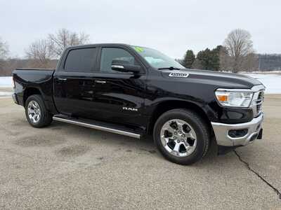 2019 RAM 1500 Crew Cab, $25900. Photo 4