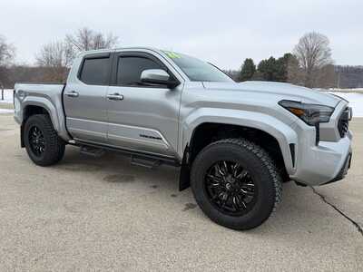 2024 Toyota Tacoma, $43900. Photo 4