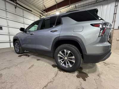 2025 Chevrolet Equinox, $28500. Photo 12