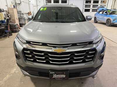 2025 Chevrolet Equinox, $28500. Photo 2