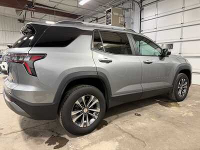 2025 Chevrolet Equinox, $28500. Photo 6