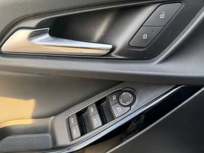 2025 Chevrolet Equinox, $28500. Photo 10