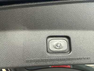 2017 Ford Explorer, $17900. Photo 11