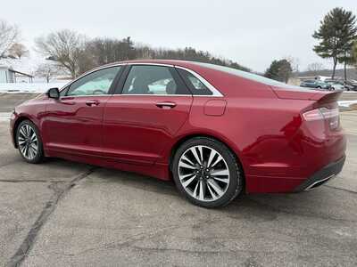 2017 Lincoln MKZ, $17900. Photo 2