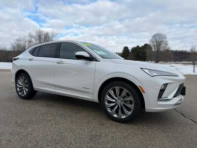 2026 Buick Envista, $32985. Photo 4