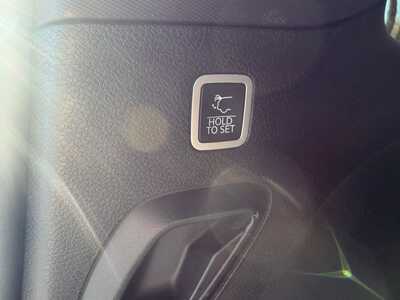 2022 Jeep Wagoneer, $30700. Photo 12