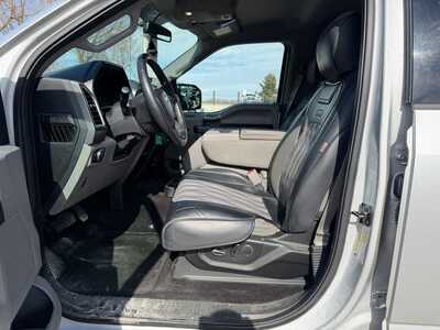 2016 Ford F150 Crew Cab, $21900. Photo 5