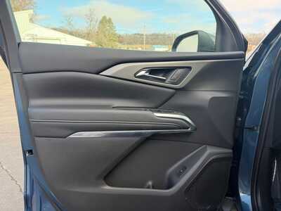 2026 Chevrolet Traverse, $47305. Photo 10