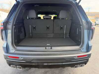 2026 Chevrolet Traverse, $47305. Photo 8