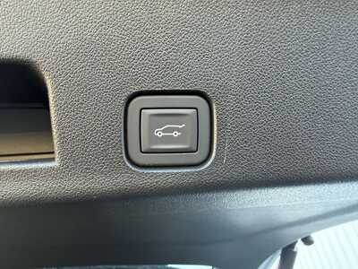 2026 Chevrolet Traverse, $60310. Photo 11