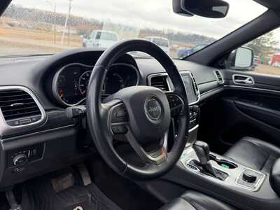 2019 Jeep Grand Cherokee, $16900. Photo 5