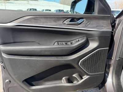 2026 Jeep Grand Cherokee L, $50702. Photo 11