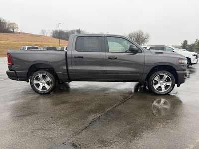 2026 RAM 1500 Crew Cab, $49357. Photo 4