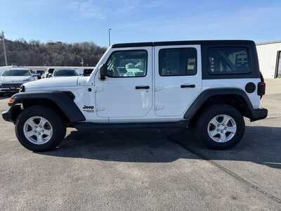 2021 Jeep Wrangler Unlimited, $25900. Photo 8