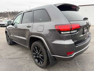 2018 Jeep Grand Cherokee, $19900. Photo 7