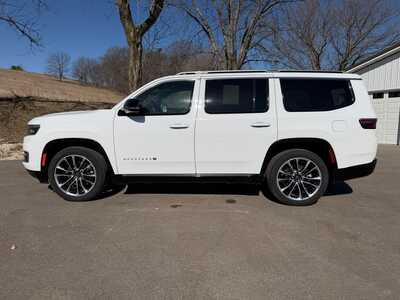 2023 Jeep Wagoneer, $45680. Photo 8
