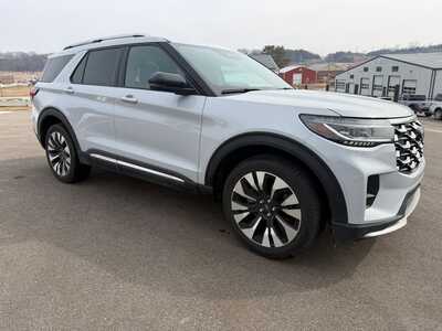 2025 Ford Explorer, $48900. Photo 8