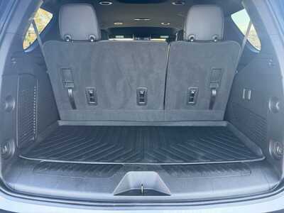 2022 GMC Yukon, $44080. Photo 9