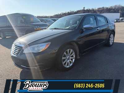 2014 Chrysler 200, $0. Photo 1