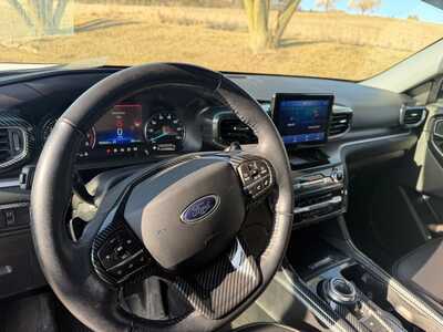 2021 Ford Explorer, $24900. Photo 4