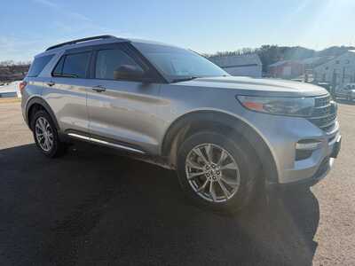 2021 Ford Explorer, $24900. Photo 8