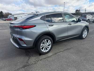 2026 Buick Envista, $26735. Photo 5