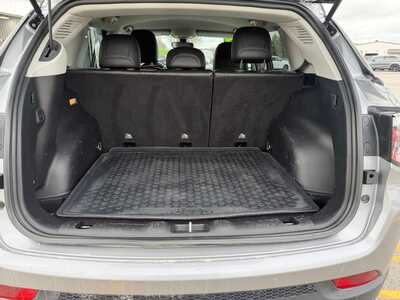 2019 Jeep Compass, $15080. Photo 7