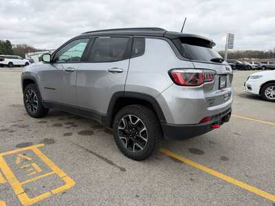 2019 Jeep Compass, $15080. Photo 9