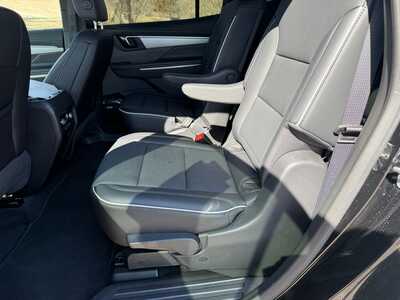 2025 Buick Enclave, $39900. Photo 5