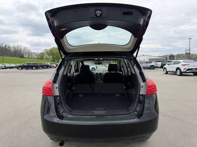 2015 Nissan Rogue, $10080. Photo 12