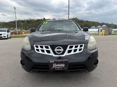 2015 Nissan Rogue, $10080. Photo 2
