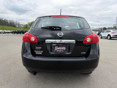 2015 Nissan Rogue, $10080. Photo 6