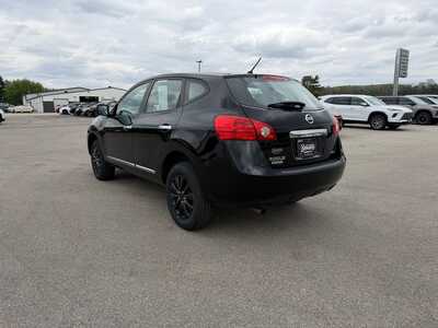 2015 Nissan Rogue, $10080. Photo 7