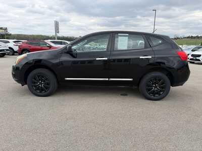 2015 Nissan Rogue, $10080. Photo 8