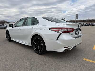2019 Toyota Camry, $25080. Photo 6
