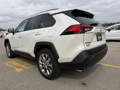 2021 Toyota RAV4, $29080. Photo 11