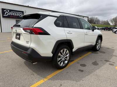 2021 Toyota RAV4, $29080. Photo 5
