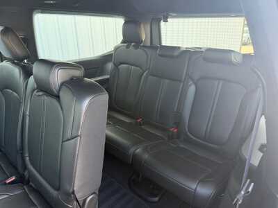 2024 Jeep Wagoneer, $49900. Photo 7