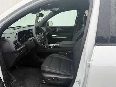 2026 Chevrolet Traverse, $43900. Photo 3