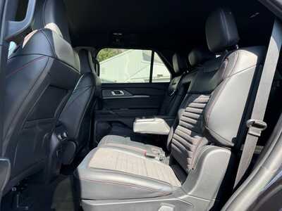 2025 Ford Explorer, $42500. Photo 4