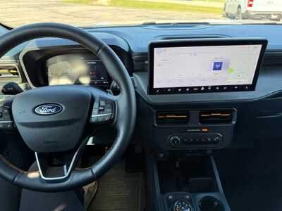 2025 Ford Maverick, $38500. Photo 5